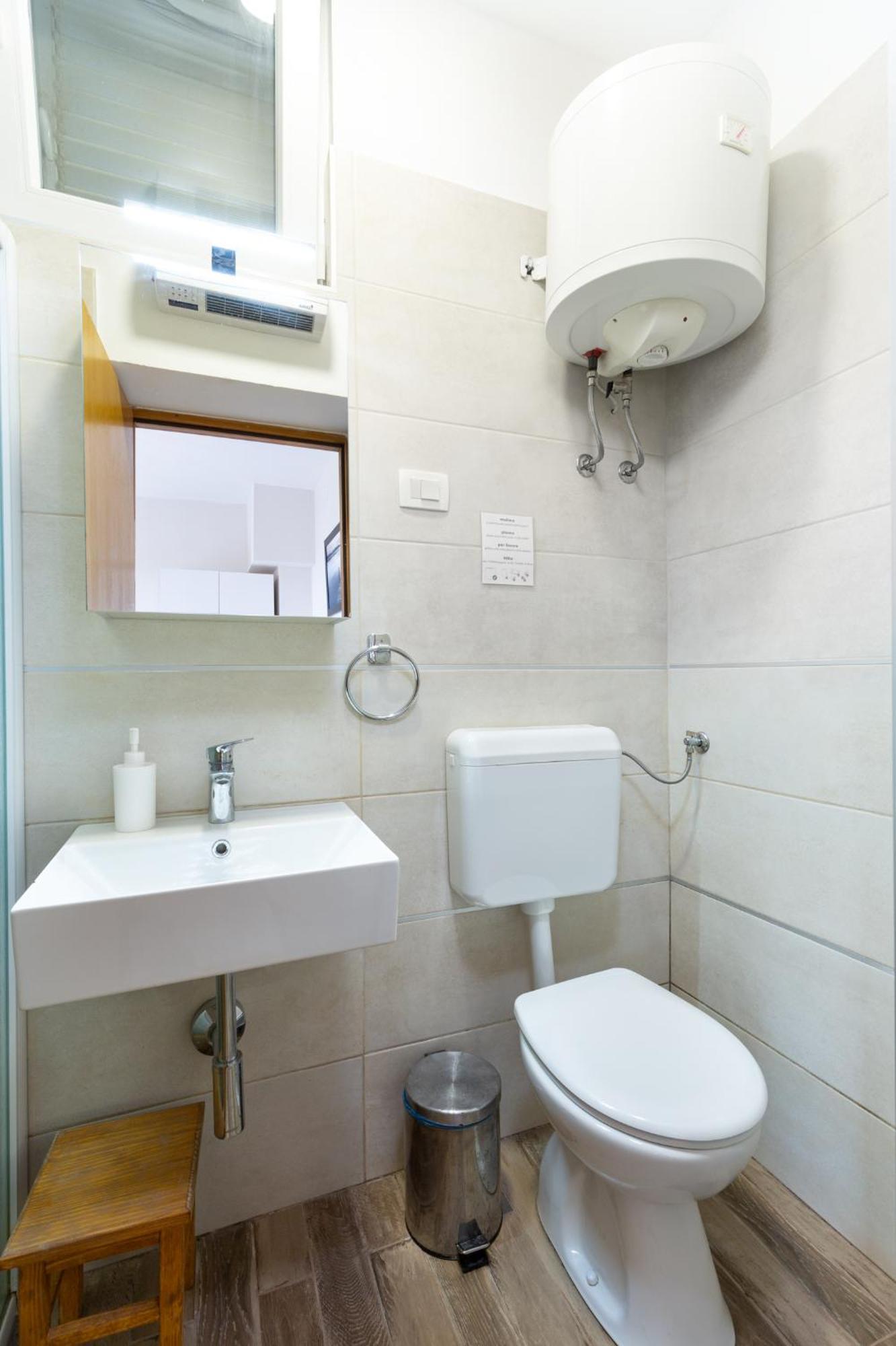 Apartments And Rooms Vila Irma Opatija Room photo