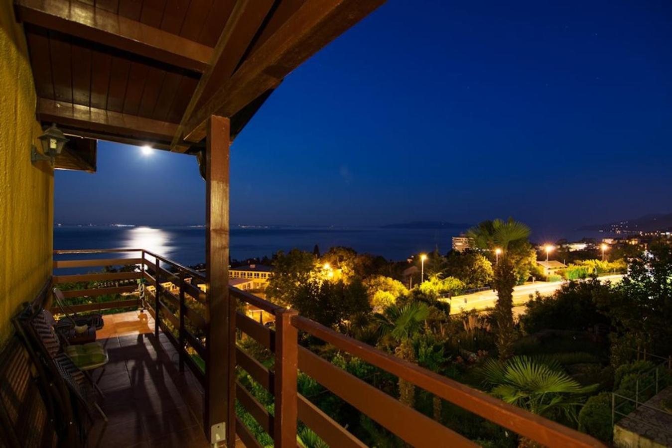 Apartments And Rooms Vila Irma Opatija Exterior photo