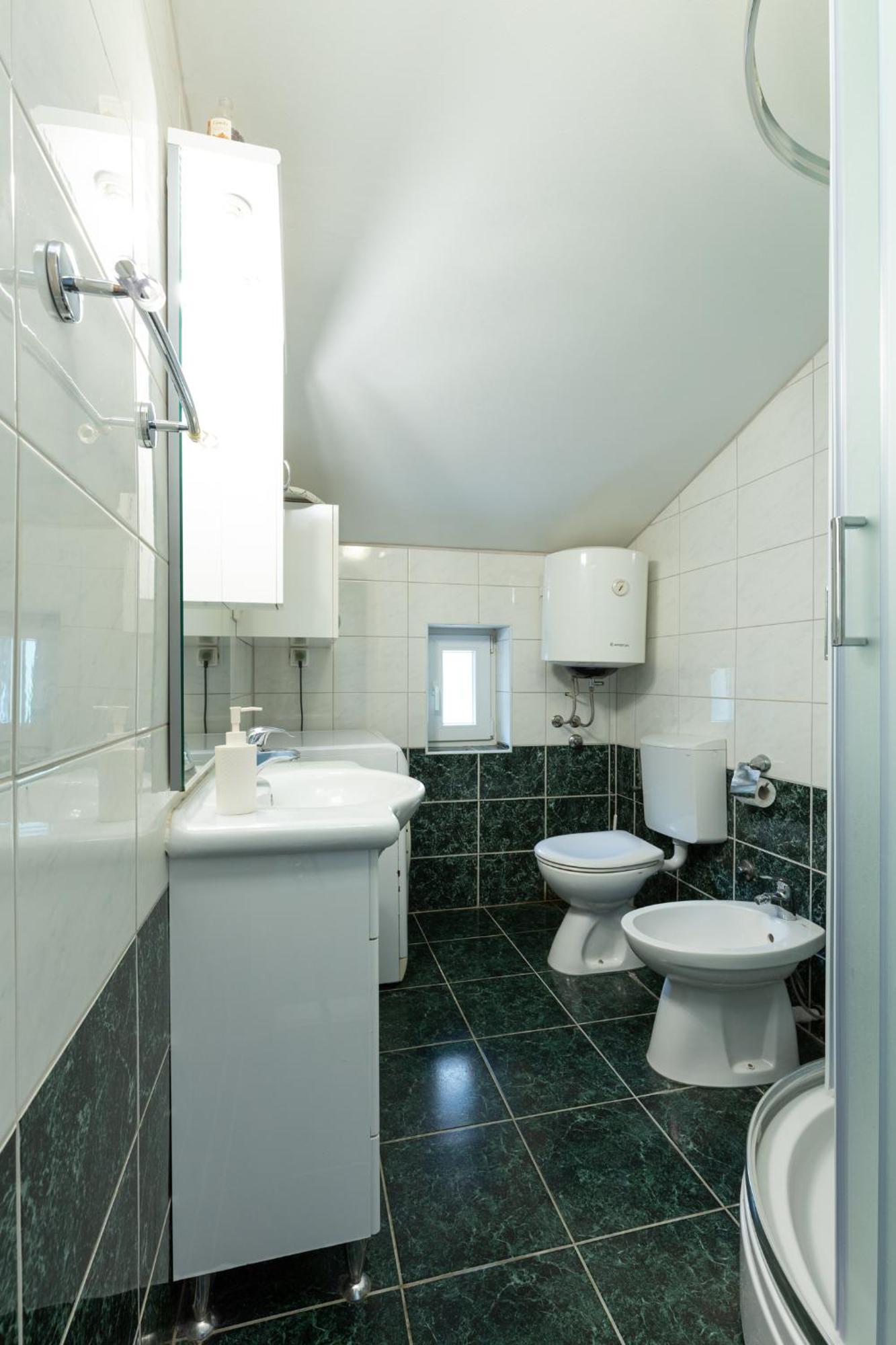 Apartments And Rooms Vila Irma Opatija Room photo